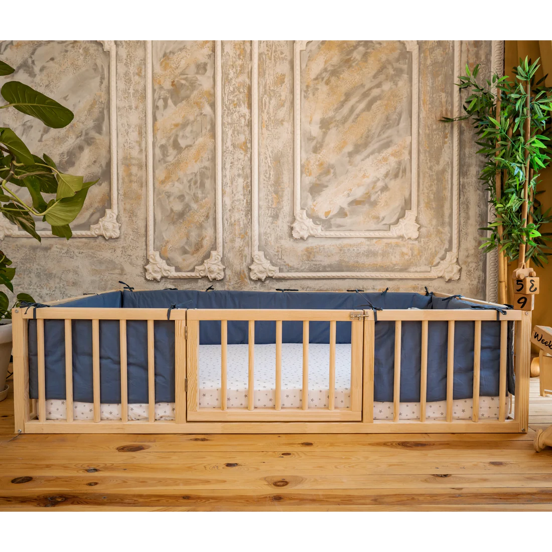 Marvion - Montessori Playpen Floor Bed with Cylindrical Railings and Gate